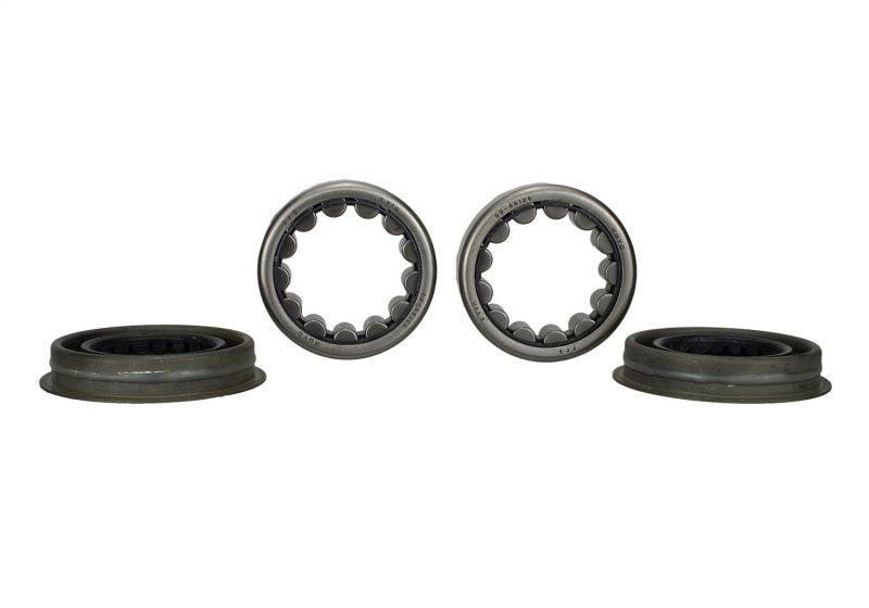Ford Performance Parts Ford Racing 8.8 Inch Axle Bearing and Seal Kit (view 10)