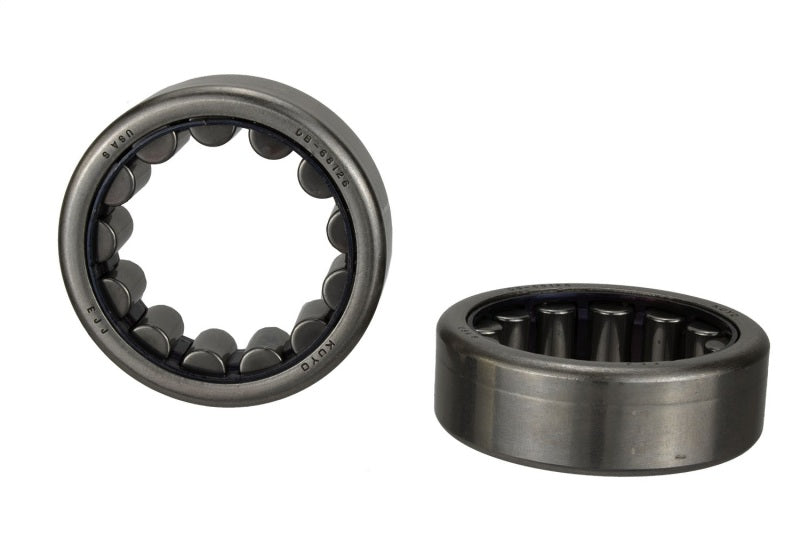 Ford Performance Parts Ford Racing 8.8 Inch Axle Bearing and Seal Kit (view 4)