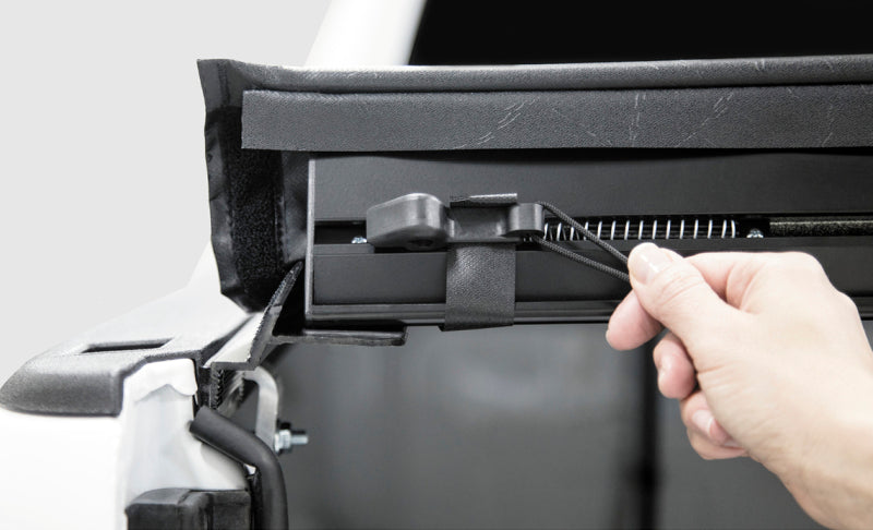 Access Literider 88-98 Chevy/GMC Full Size 6ft 6in Stepside Bed (Bolt On) Roll-Up Cover 32139
