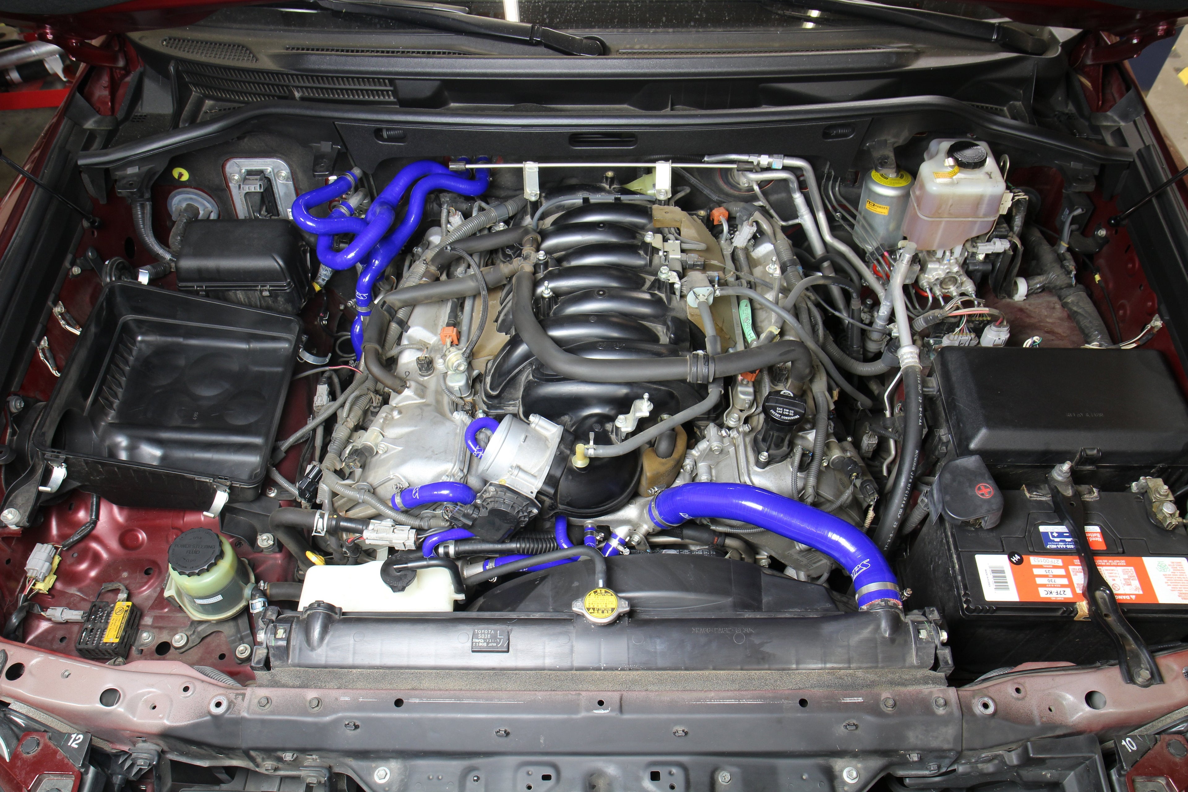 HPS Performance HPS Silicone Radiator + Heater Coolant Hose Kit Lexus 2008-2016 LX570 5.7L V8, 57-1670