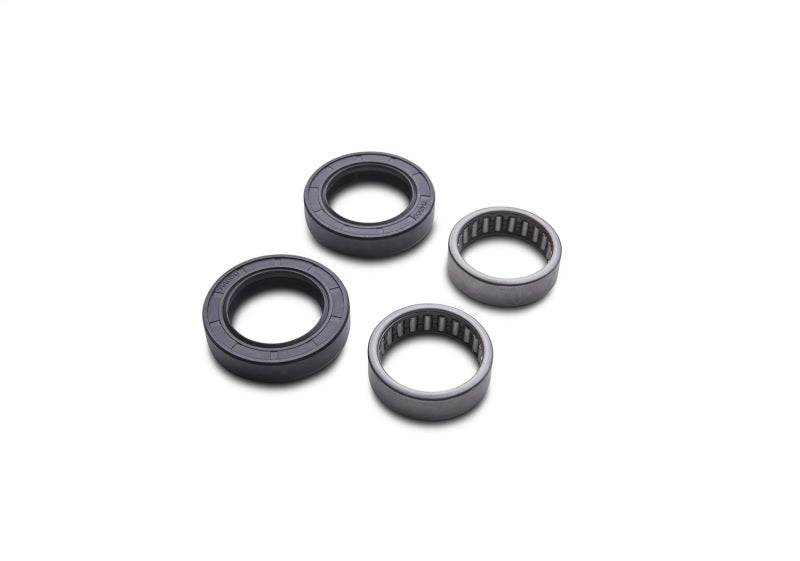 Ford Performance Parts Ford Racing 8.8 Inch IRS Bearing and Seal Kit (view 3)