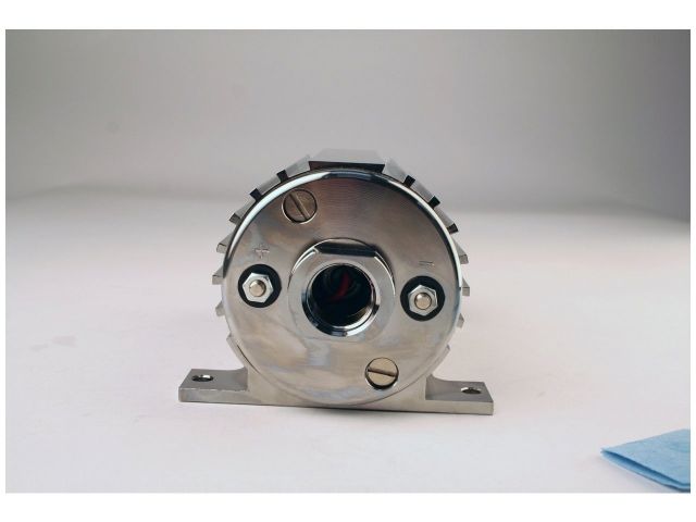 Aeromotive Platinum Series A1000 Fuel Pump (view 2)