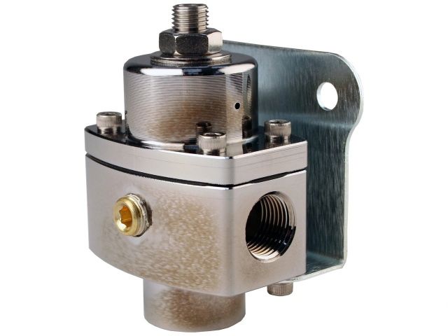 Aeromotive Platinum Series SS Adjustable, 3/8'' NPT Regulator (view 2)
