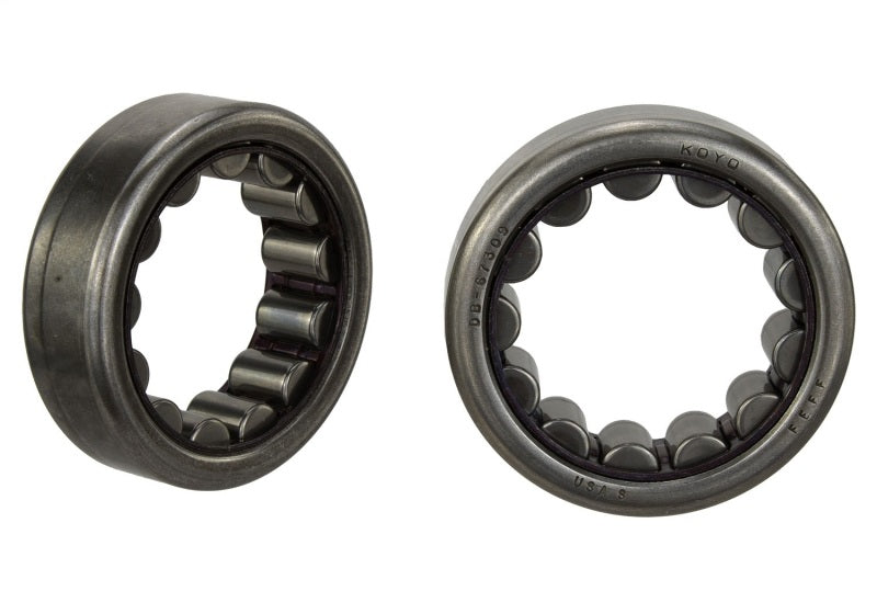 Ford Performance Parts Ford Racing 8.8 Inch Outer Axle Bearing and Seal Kit (view 15)