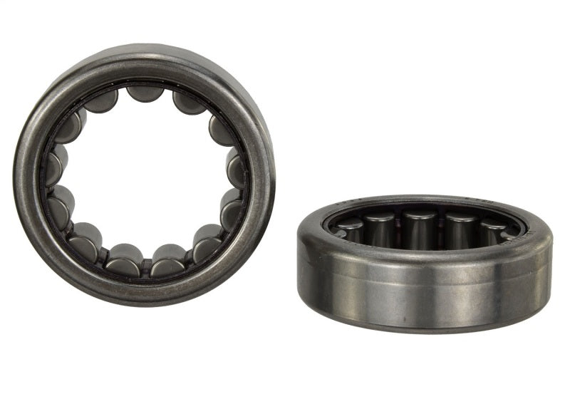 Ford Performance Parts Ford Racing 8.8 Inch Outer Axle Bearing and Seal Kit (view 12)