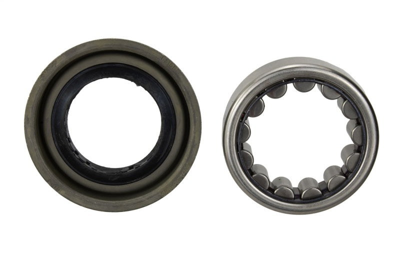 Ford Performance Parts Ford Racing 8.8 Inch Axle Bearing and Seal Kit (view 13)
