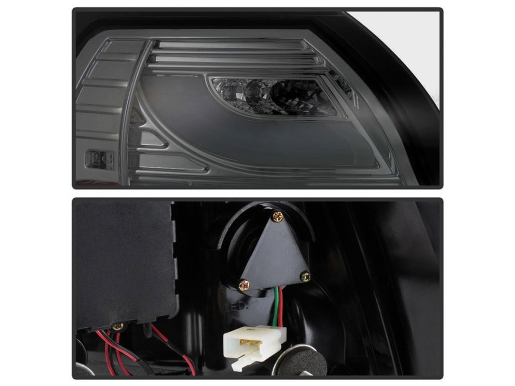 Spyder Pontiac Grand Prix 04-08 Light Bar LED Tail Light - Smoke (view 2)