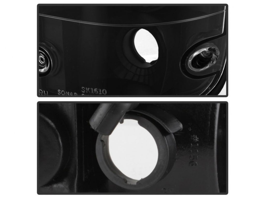 Spyder Toyota Tacoma 01-04 Euro Style Tail Lights - Black (SKU #5007834) (view 3)