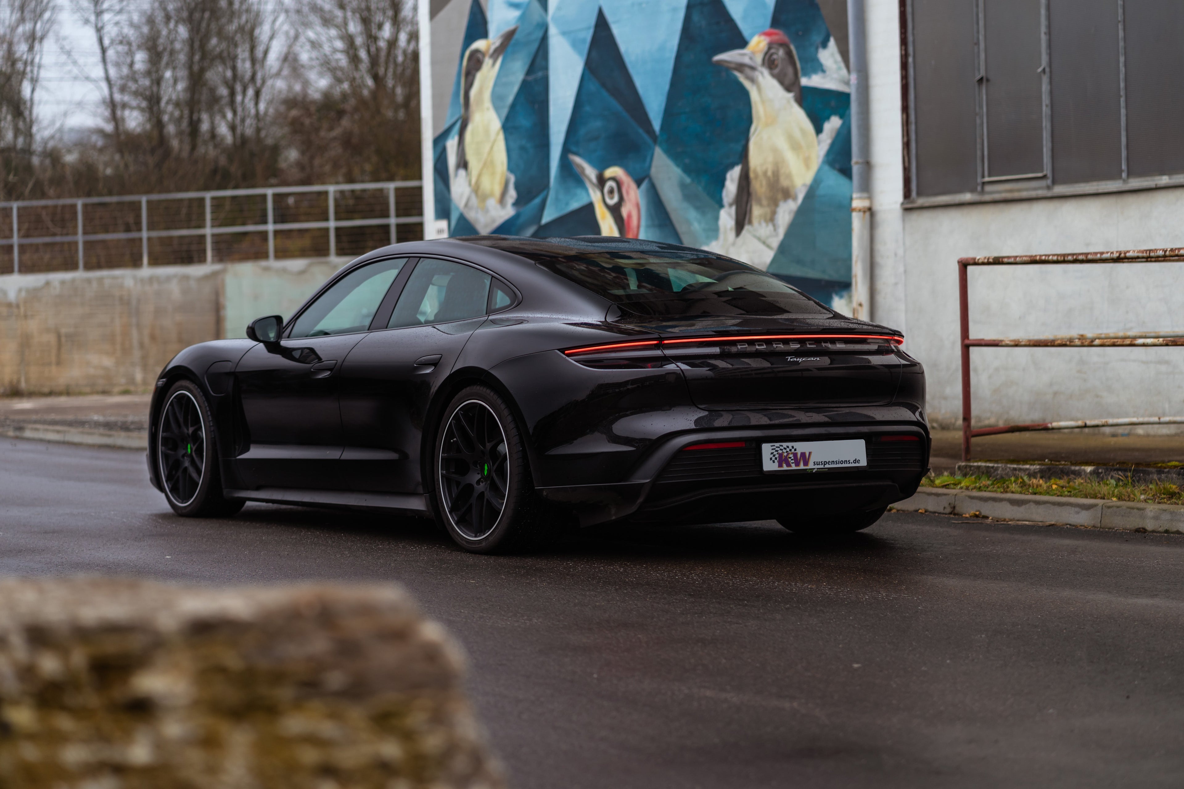 KW V4 Porsche Taycan