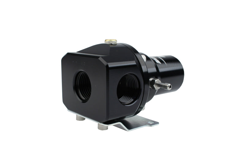 Aeromotive Pro Series Extreme Flow EFI Regulator, 30-120 psi,.313 Valve, 2x AN-10 (view 1)