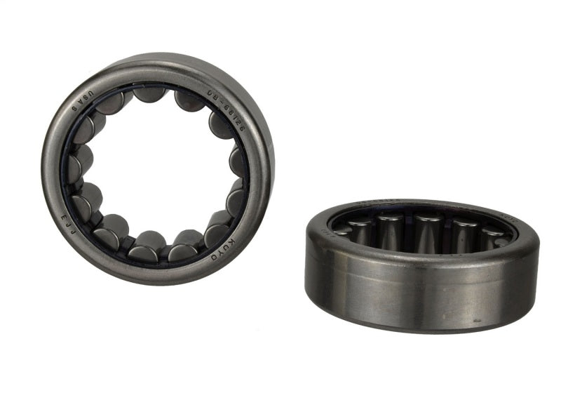 Ford Performance Parts Ford Racing 8.8 Inch Axle Bearing and Seal Kit (view 12)