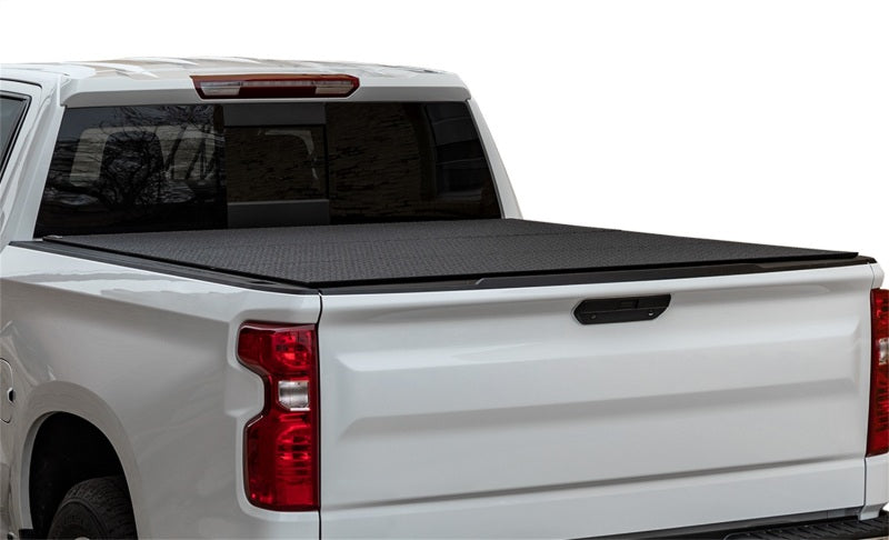 Access LOMAX Professional Series Tri-Fold Cover 07-13 Chevy/GMC 1500 6ft 6in Bed (Excl Classic) B0020069