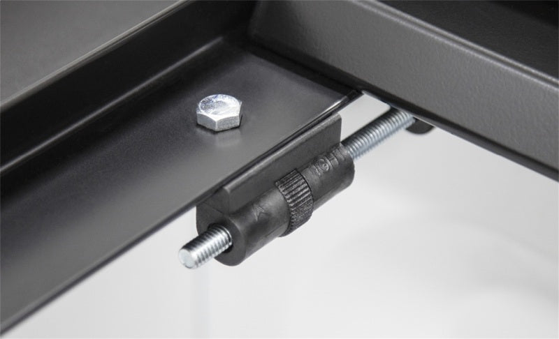Access Literider 99-07 Chevy/GMC Full Size 6ft 6in Bed Roll-Up Cover 32199