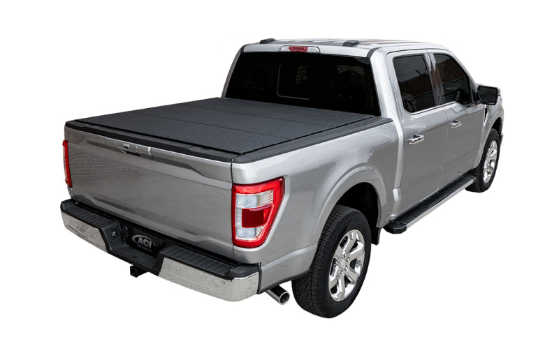 Access LOMAX Professional Series Tri-Fold Cover 08-16 Ford Super Duty F-250/F-350/F-450 6ft 8in Bed B0010039