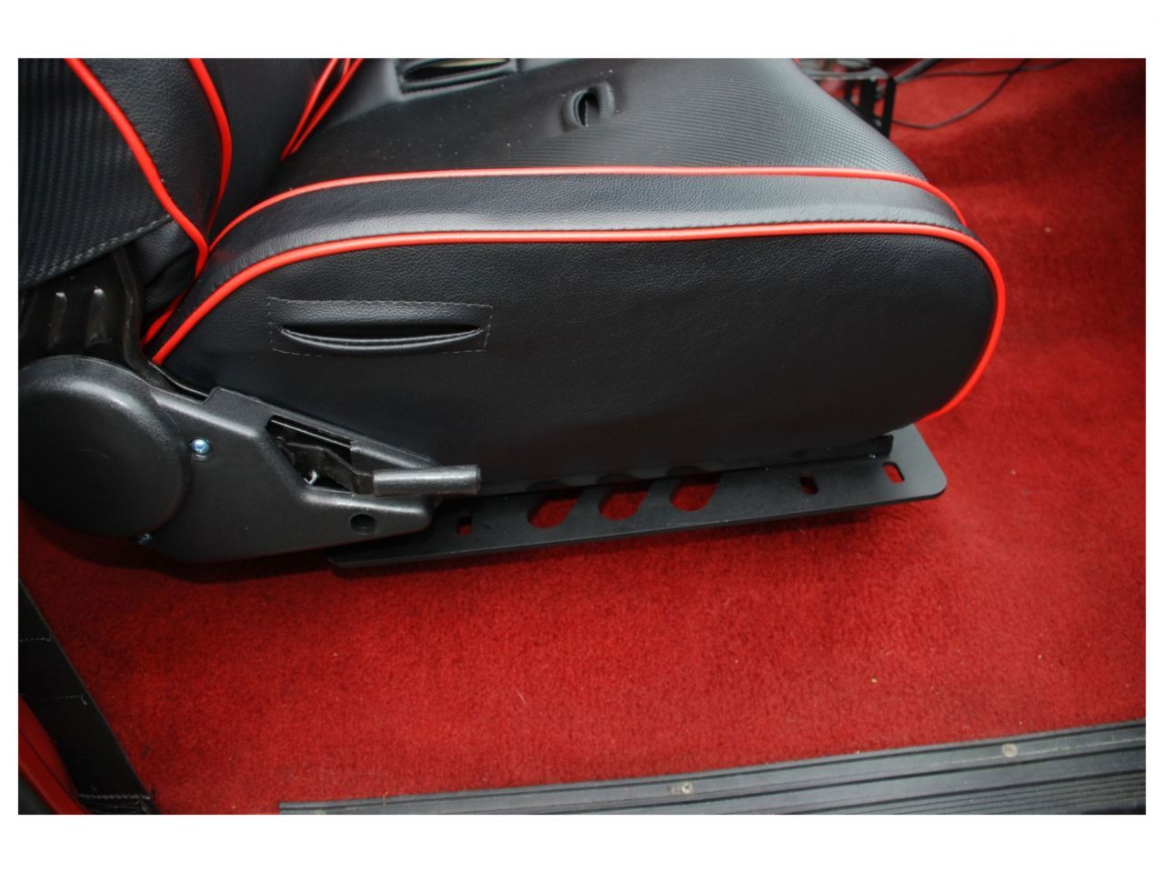 Planted Technology Seat Bracket, Ford Bronco (1987-1991) - Passenger *Discontinued (view 5)
