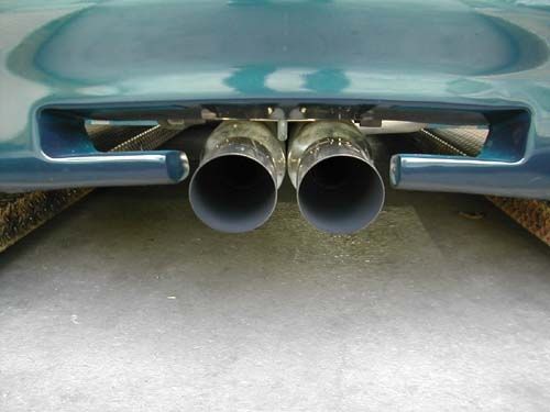 Megan Racing Dual 4" Exhaust Tips for Various Vehicles - 24" Length, 10" Body Width, 2.25" Inlet MR-MU-MRS (view 2)